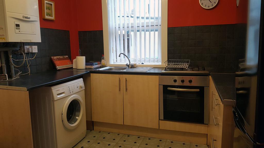 Blackpoolholidaylets Charles Street Villa ภายนอก รูปภาพ